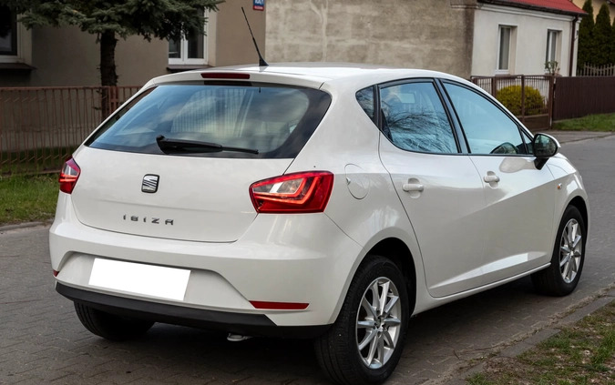 Seat Ibiza cena 32900 przebieg: 87395, rok produkcji 2016 z Piwniczna-Zdrój małe 106